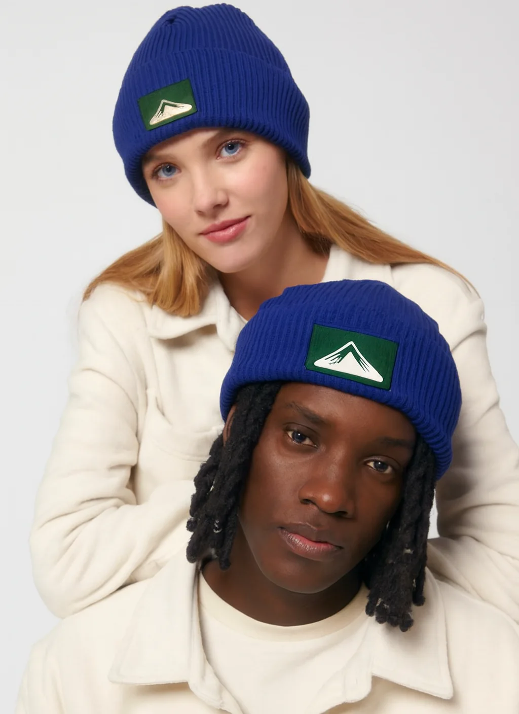 FISHERMAN BEANIE con ejemplo de estampado personalizado 1 (diseño ficticio de muestra)