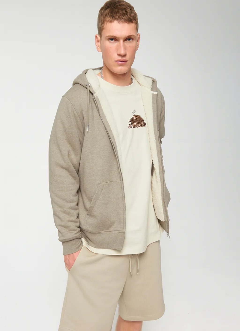 HYGGER SHERPA con ejemplo de estampado personalizado 1 (diseño ficticio de muestra)