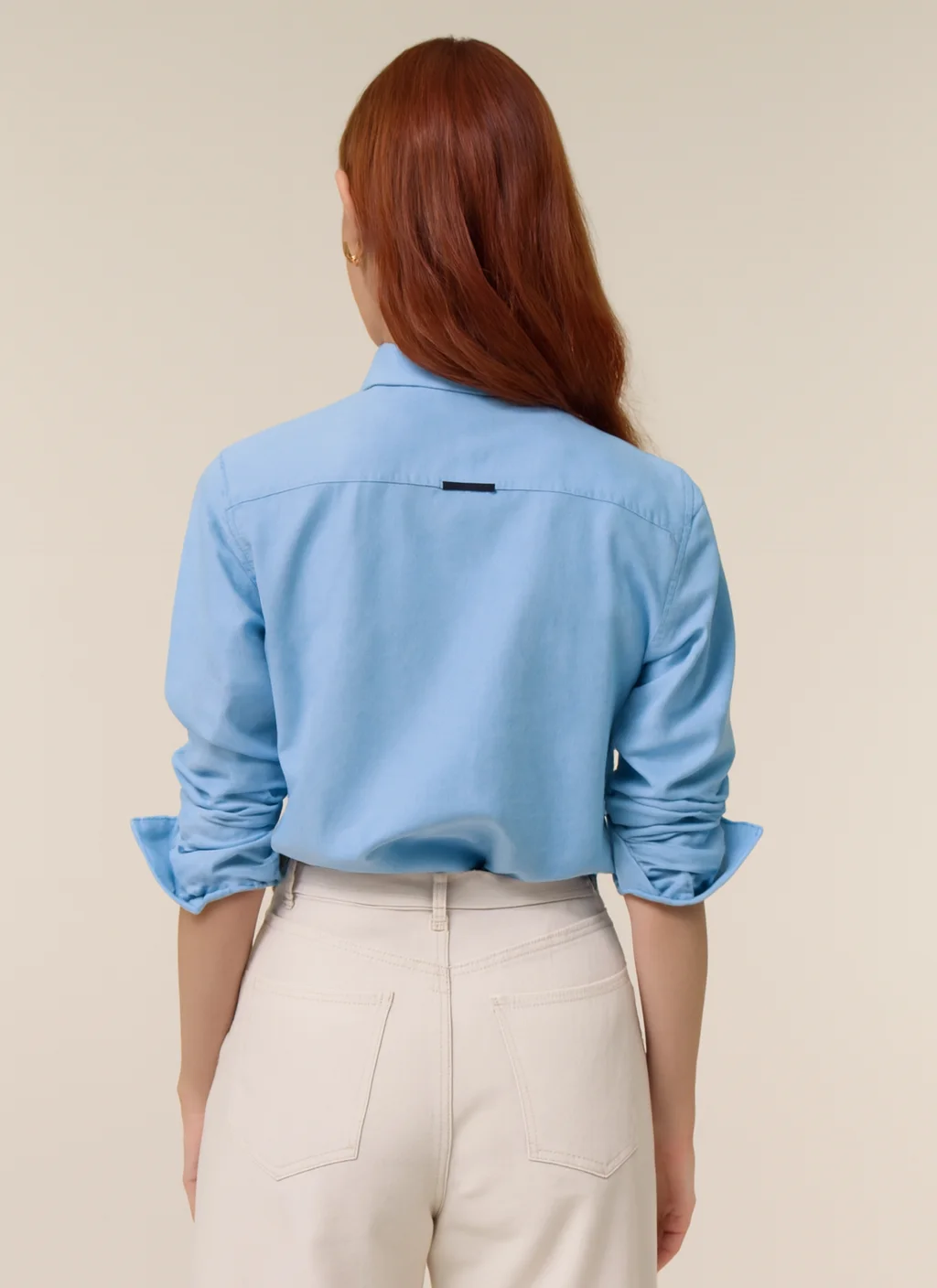 STELLA OXFORD SHIRT con ejemplo de estampado personalizado 2 (diseño ficticio de muestra)